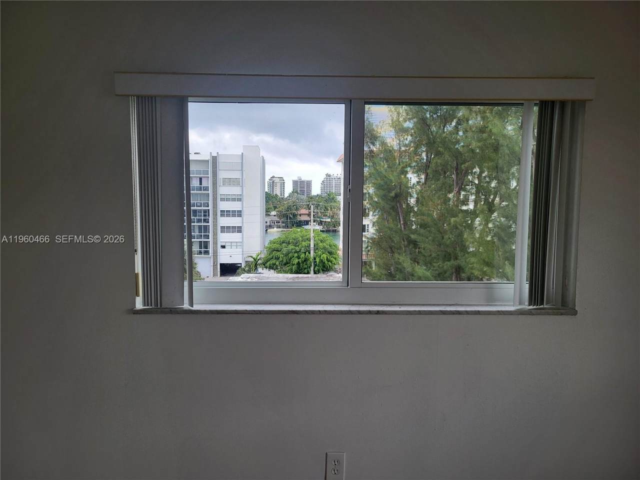 https://bt-photos.global.ssl.fastly.net/miami/1280_boomver_2_A11960466-2.jpg