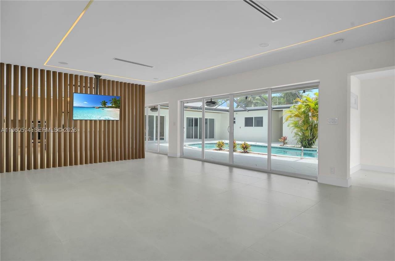 https://bt-photos.global.ssl.fastly.net/miami/1280_boomver_2_A11960514-2.jpg