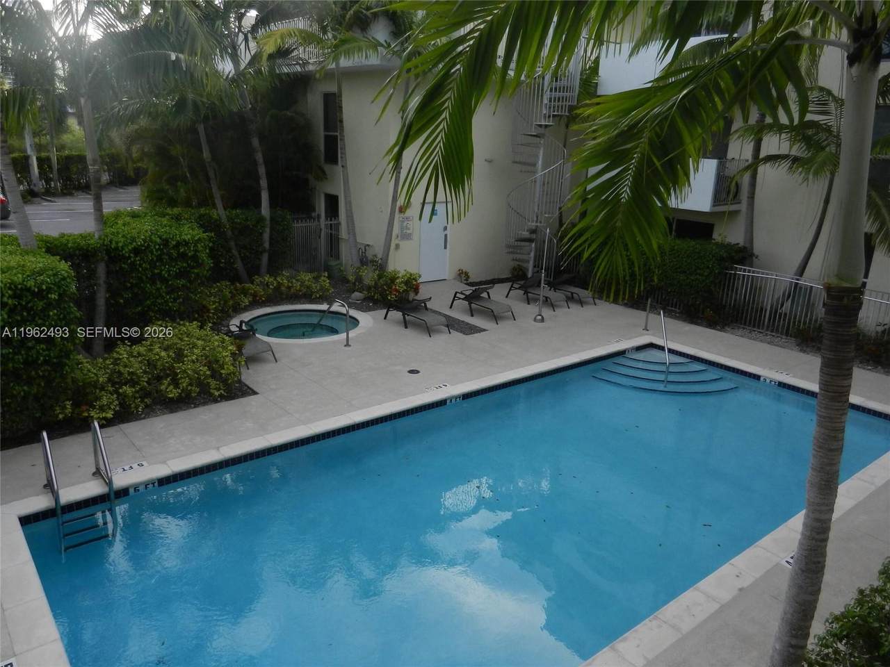 https://bt-photos.global.ssl.fastly.net/miami/1280_boomver_2_A11962493-2.jpg
