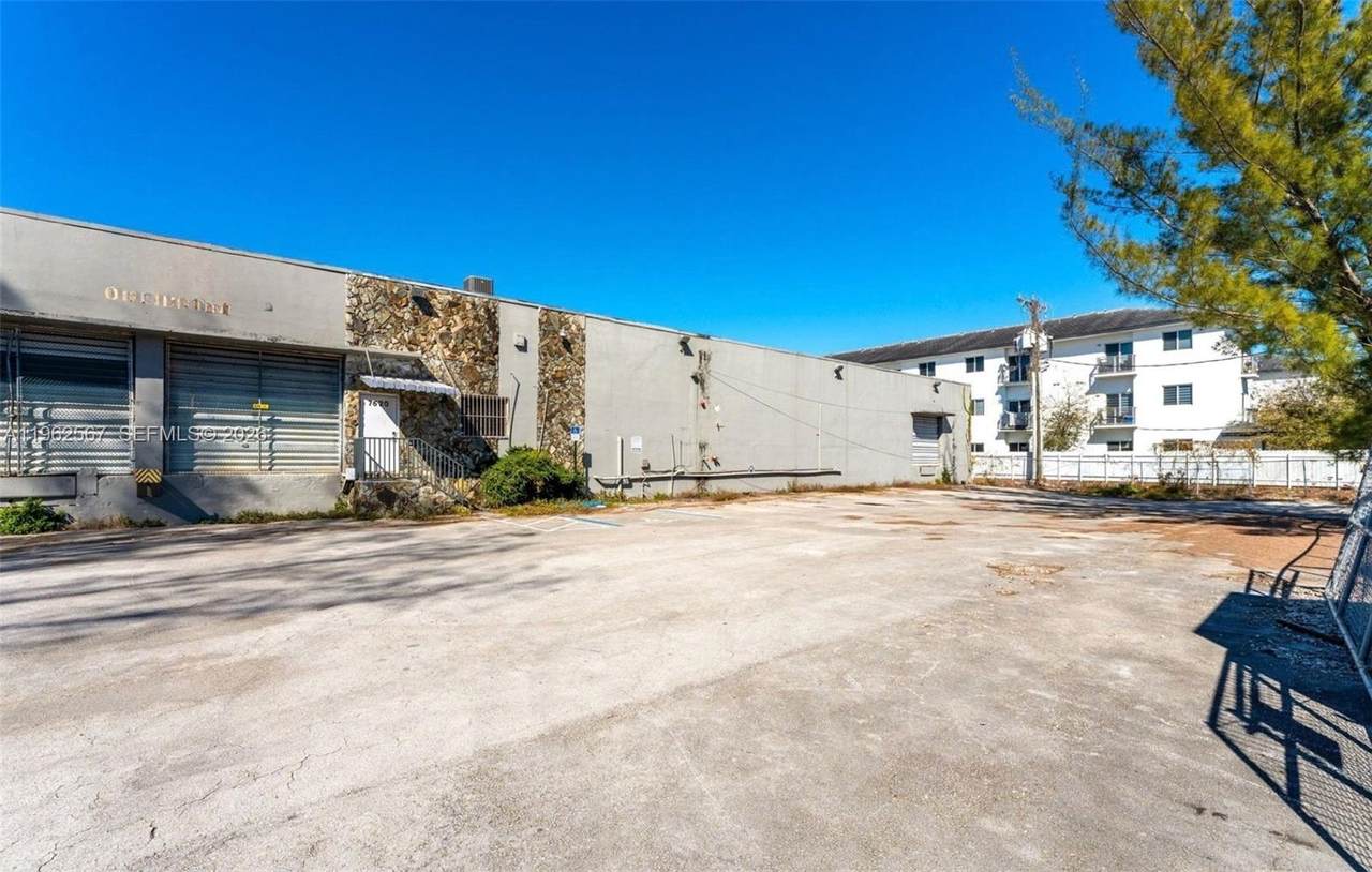 7620 2nd Ct - Photo 1