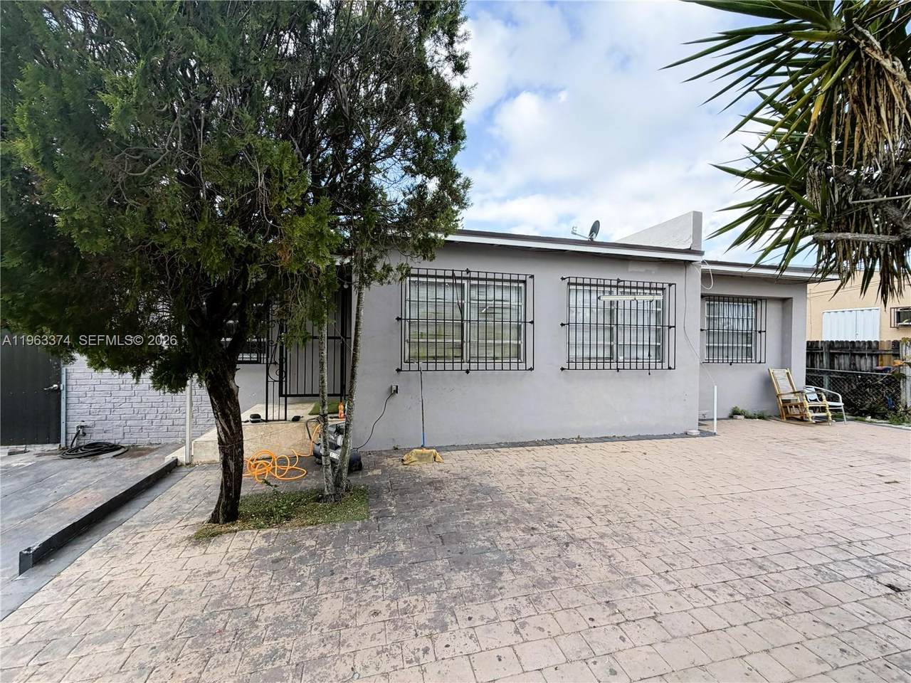 430 53rd Ave - Photo 1