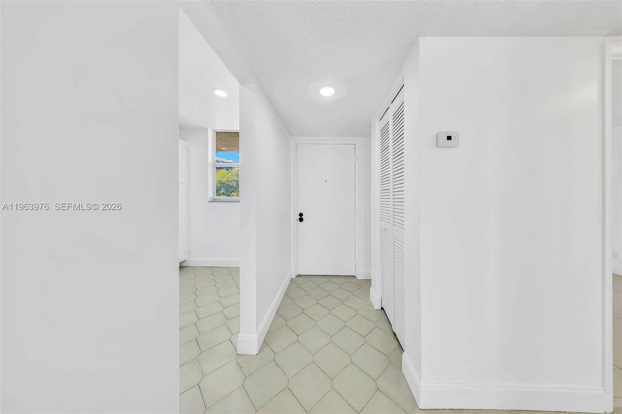 https://bt-photos.global.ssl.fastly.net/miami/1280_boomver_2_A11963976-2.jpg