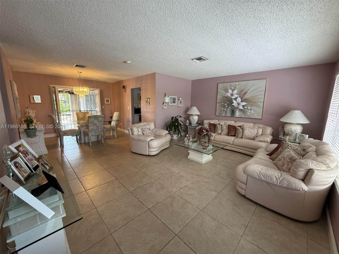 https://bt-photos.global.ssl.fastly.net/miami/1280_boomver_2_A11966108-2.jpg