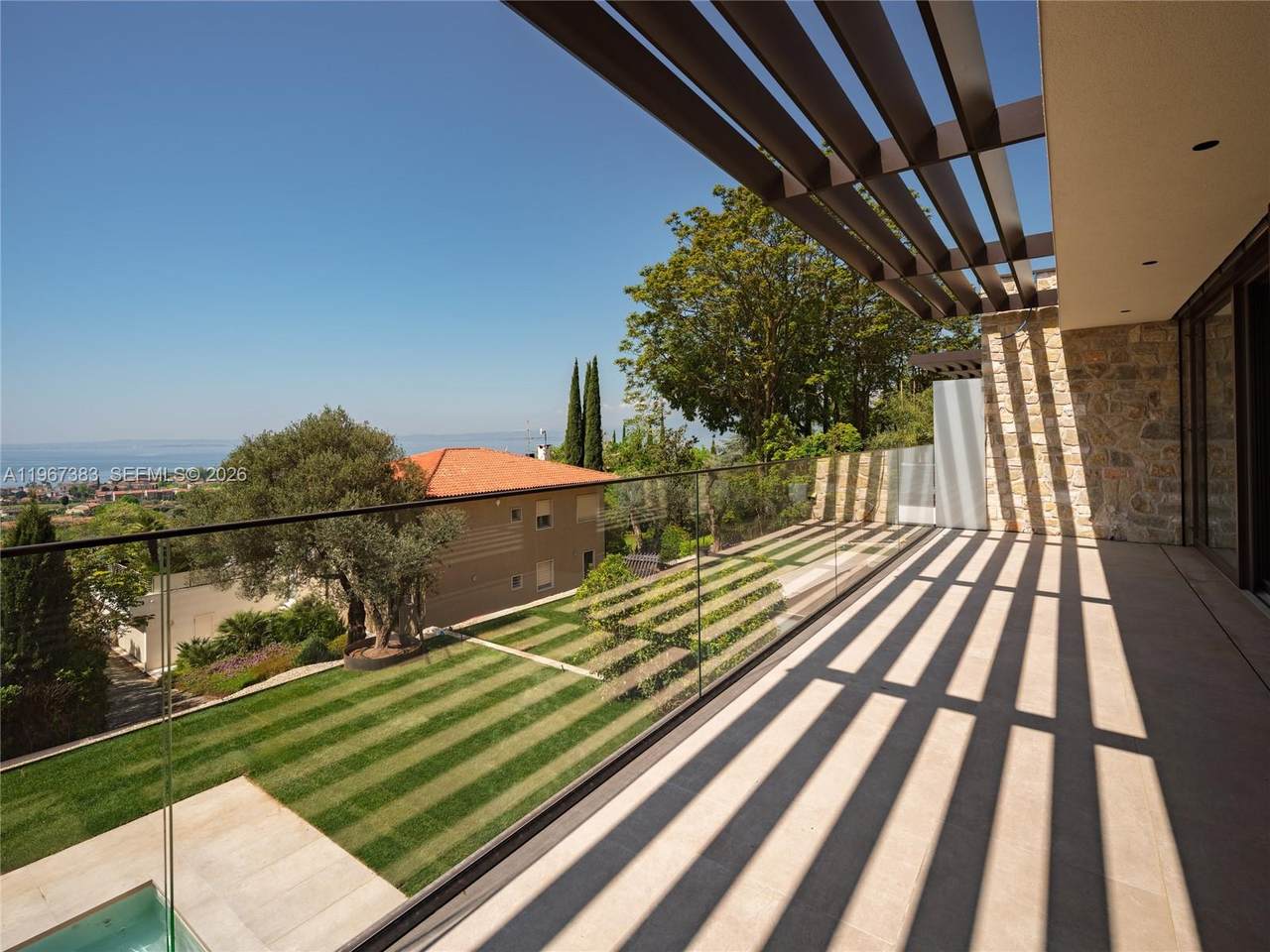 10 Piazza Del Grano - Photo 1