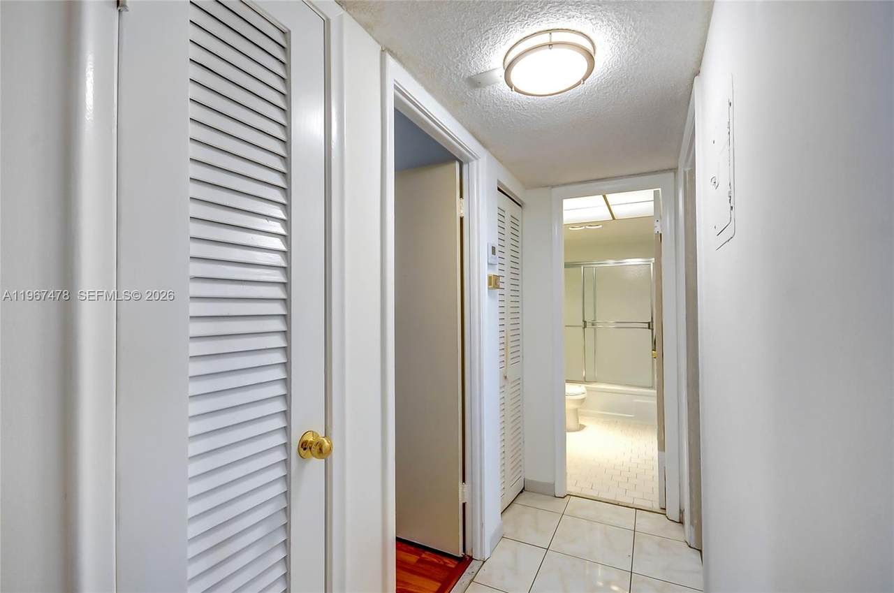 https://bt-photos.global.ssl.fastly.net/miami/1280_boomver_4_A11967478-2.jpg