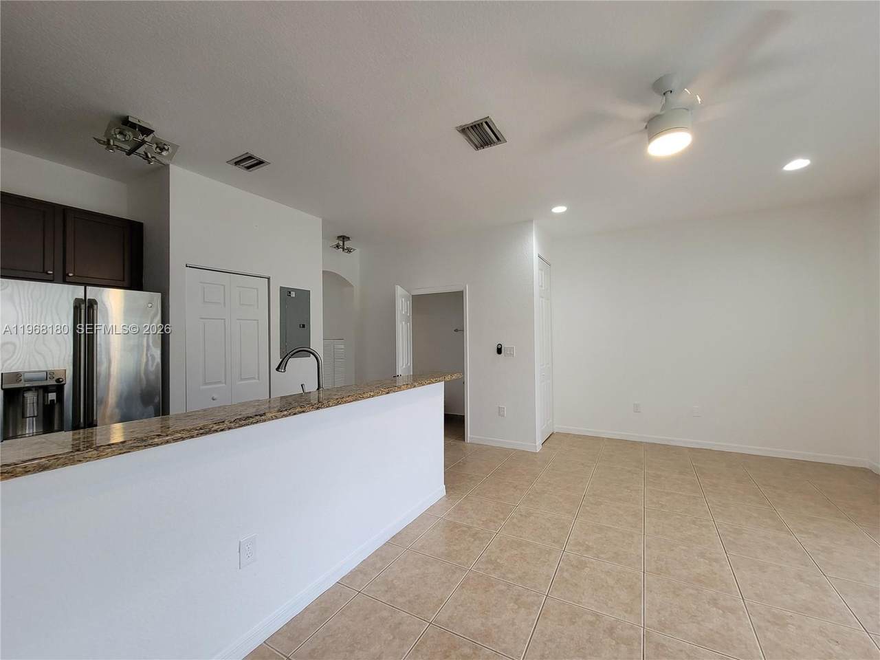 https://bt-photos.global.ssl.fastly.net/miami/1280_boomver_2_A11968180-2.jpg