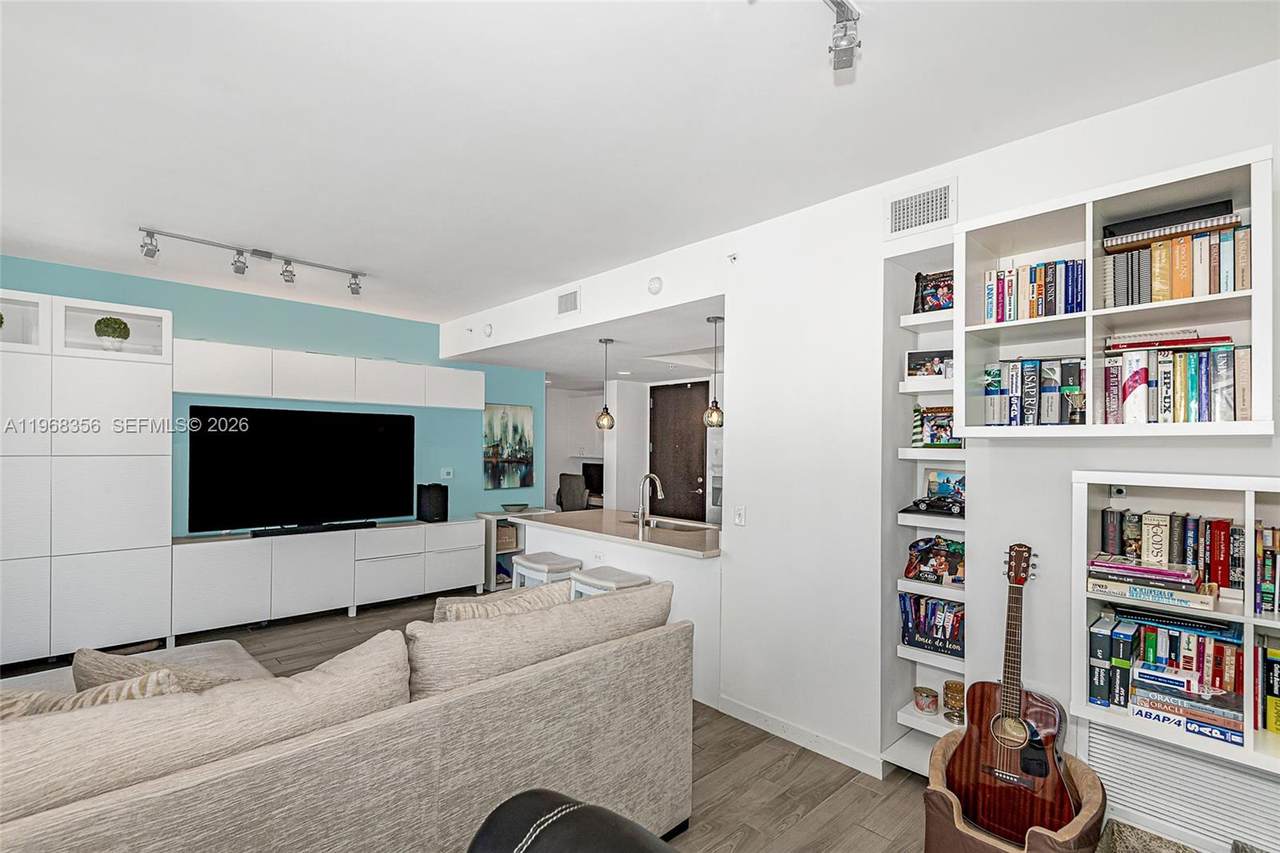 999 1st Ave - Photo 1