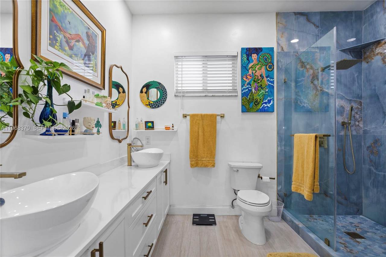 https://bt-photos.global.ssl.fastly.net/miami/1280_boomver_2_A11968370-2.jpg