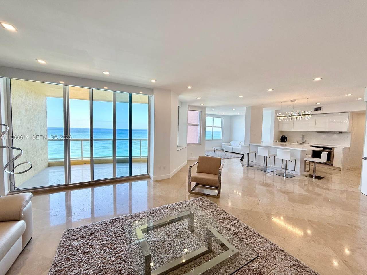 https://bt-photos.global.ssl.fastly.net/miami/1280_boomver_2_A11968614-2.jpg