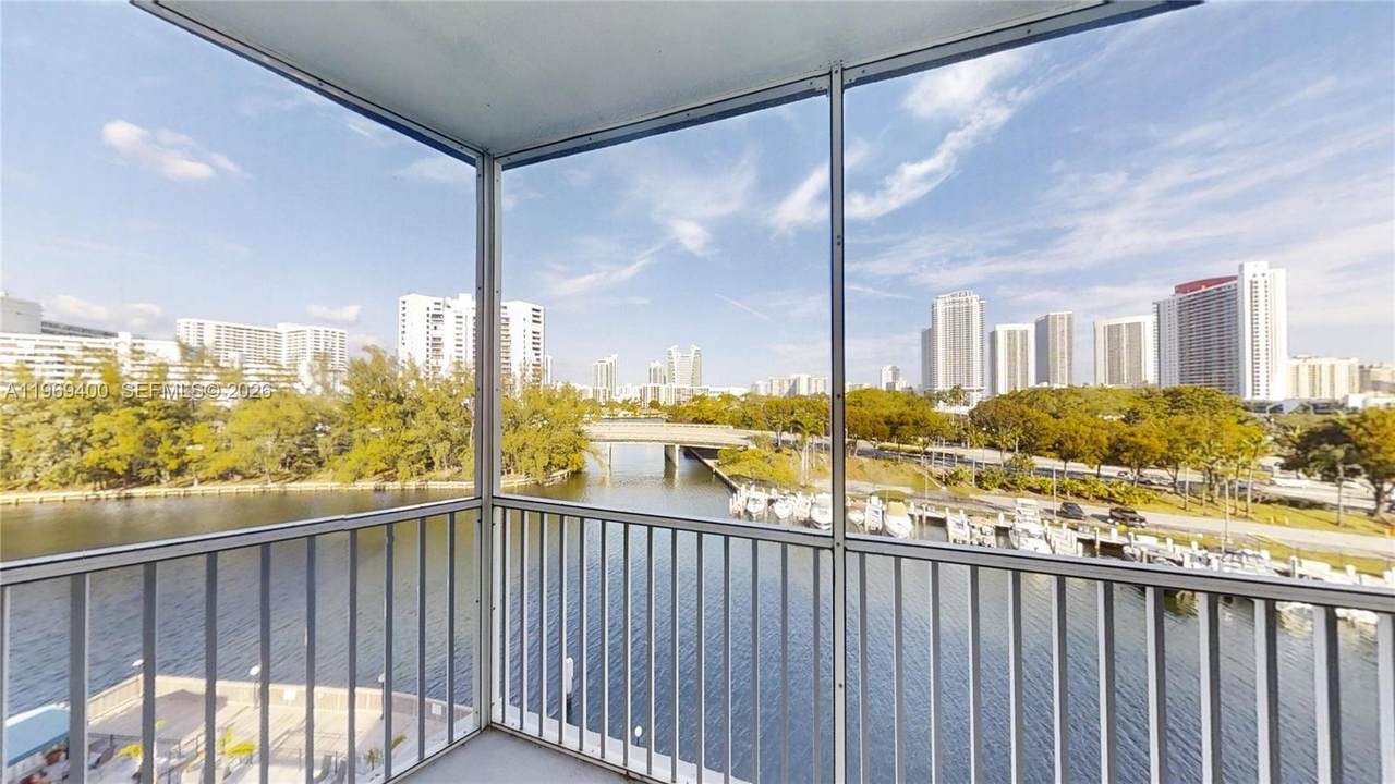 200 Diplomat Pkwy - Photo 1