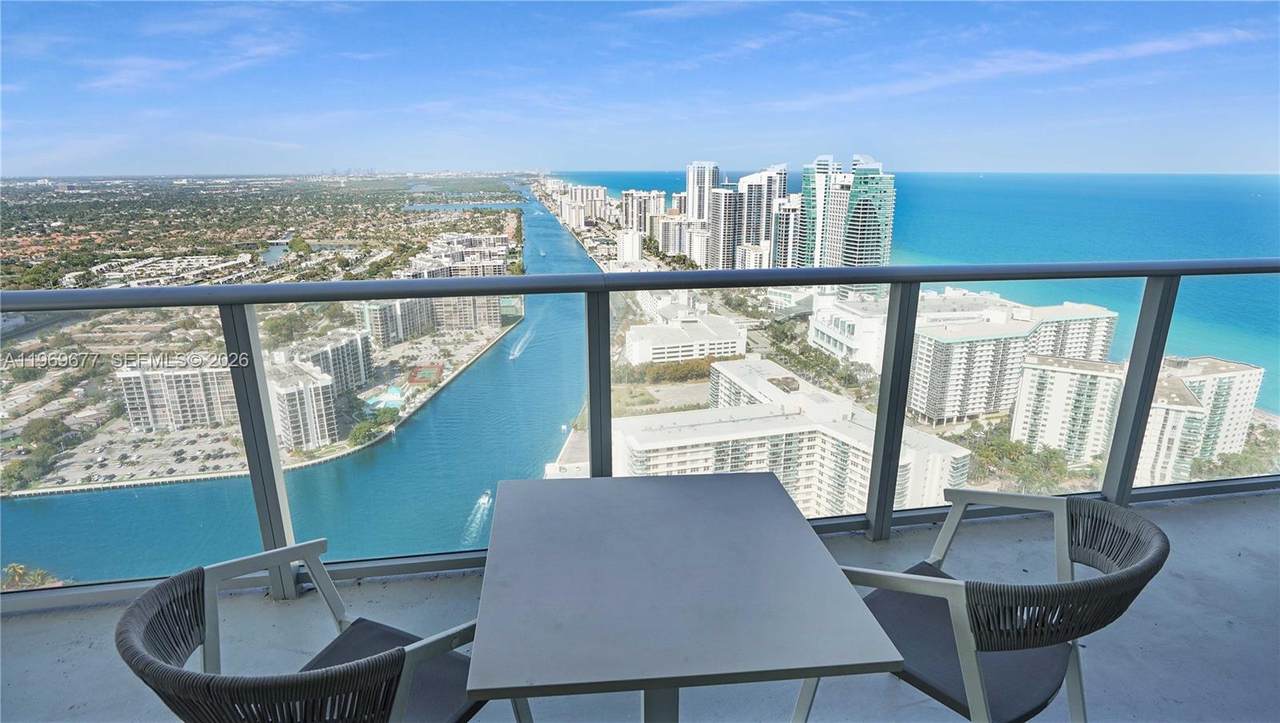 4010 Ocean Dr - Photo 1
