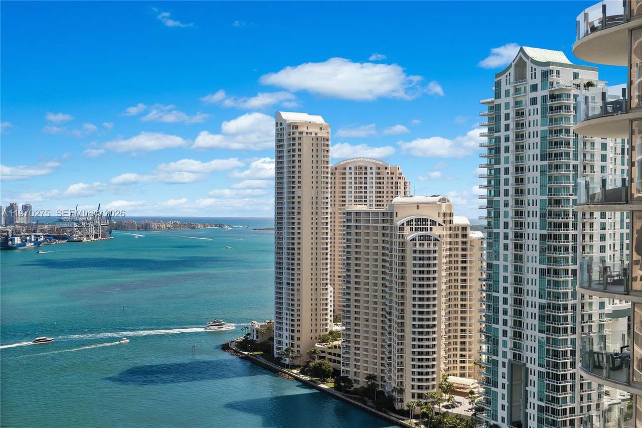 300 Biscayne Blvd - Photo 1