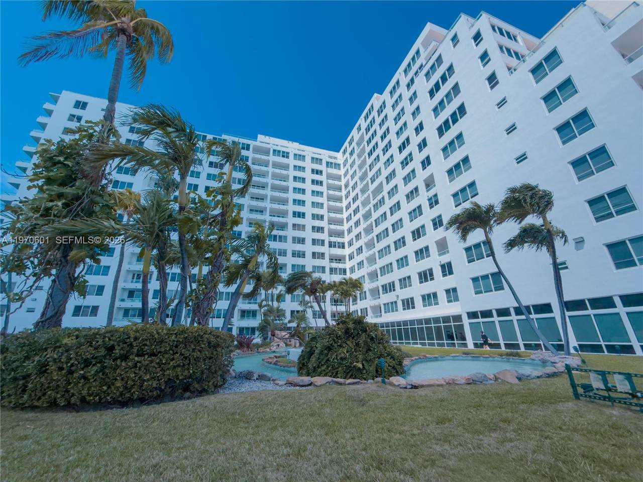 https://bt-photos.global.ssl.fastly.net/miami/1280_boomver_2_A11970601-2.jpg