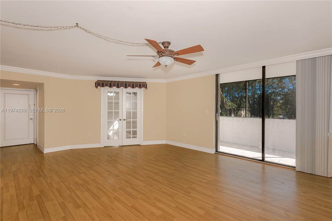 10854 Kendall Dr - Photo 1