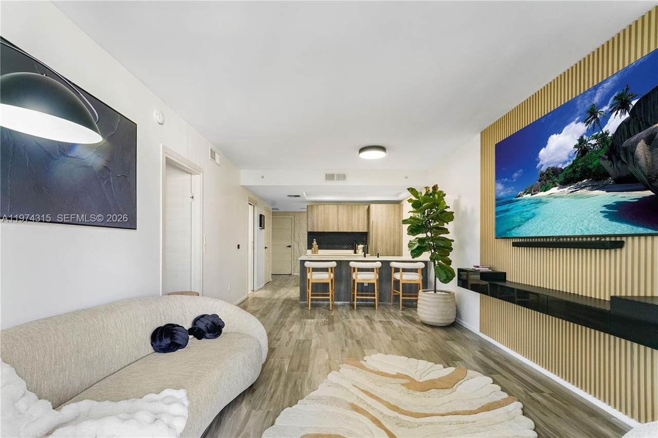 801 Miami Ave - Photo 1