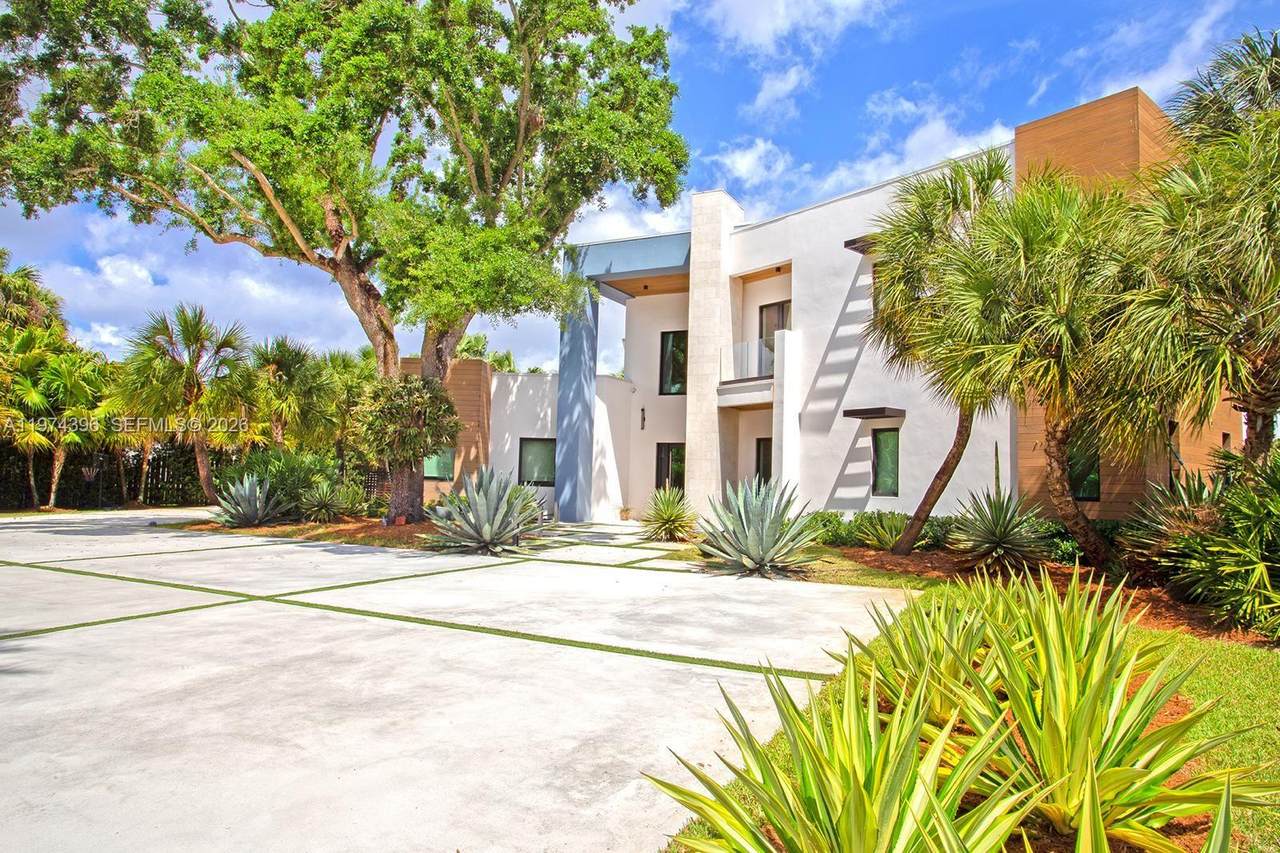 https://bt-photos.global.ssl.fastly.net/miami/1280_boomver_2_A11974396-2.jpg