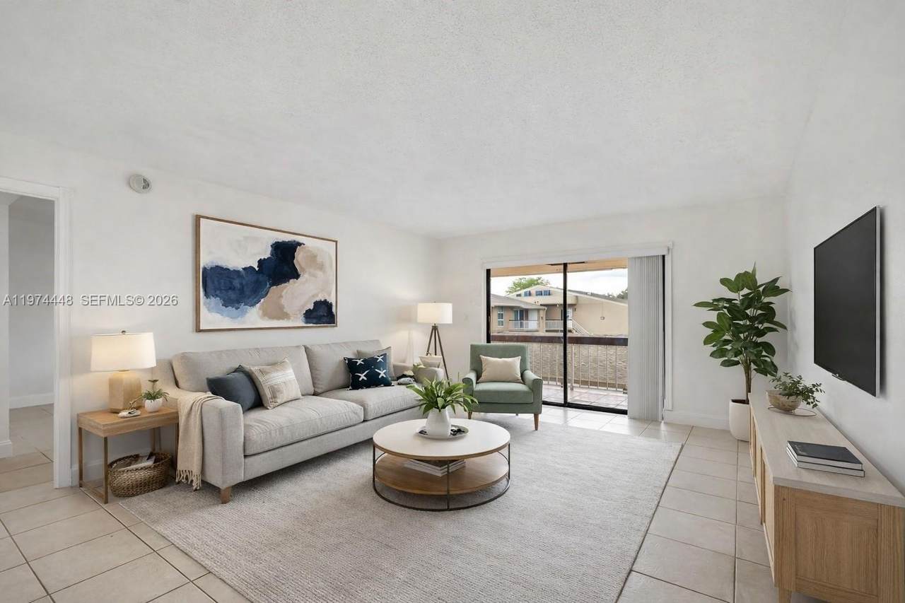 13787 66th St - Photo 1