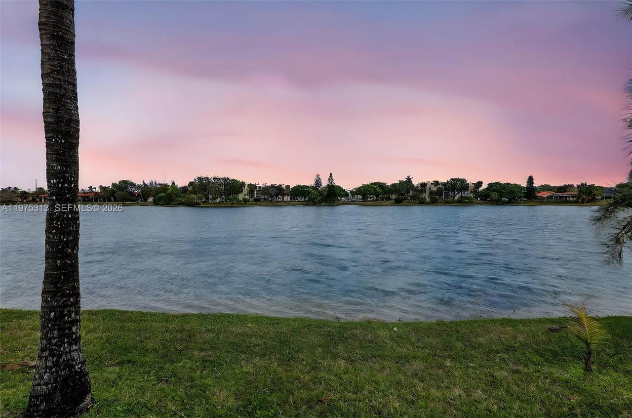 https://bt-photos.global.ssl.fastly.net/miami/1280_boomver_2_A11975313-2.jpg