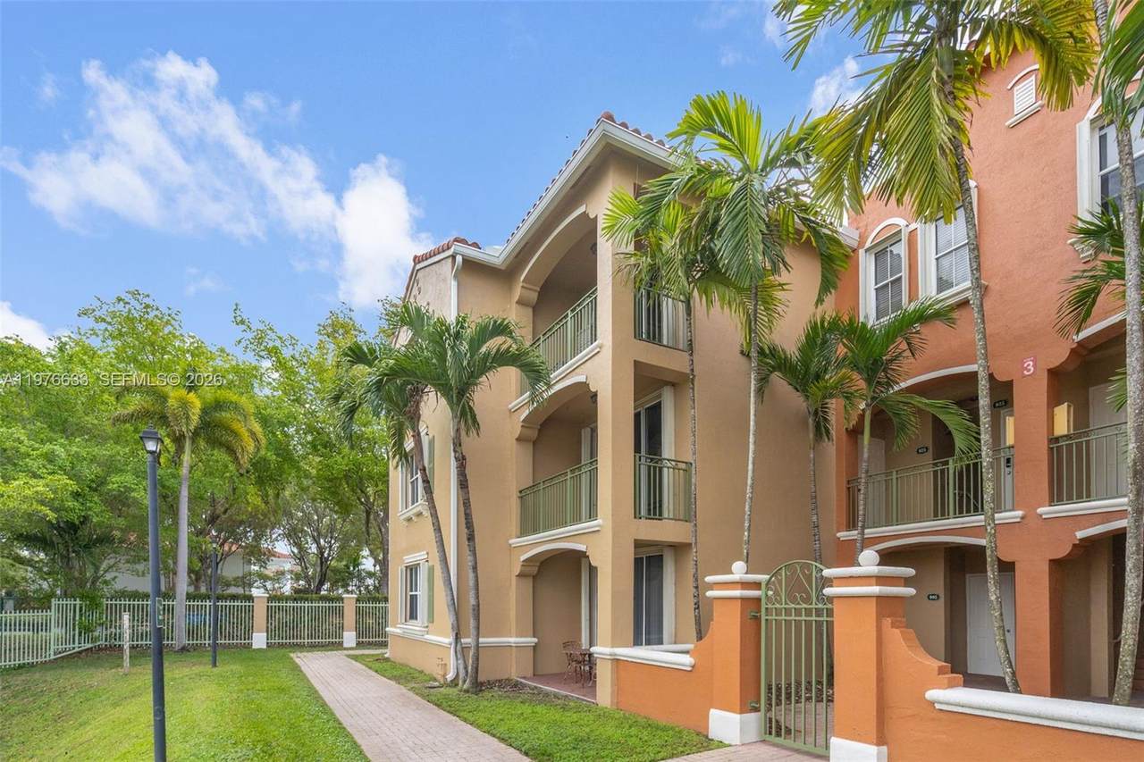 https://bt-photos.global.ssl.fastly.net/miami/1280_boomver_2_A11976633-2.jpg