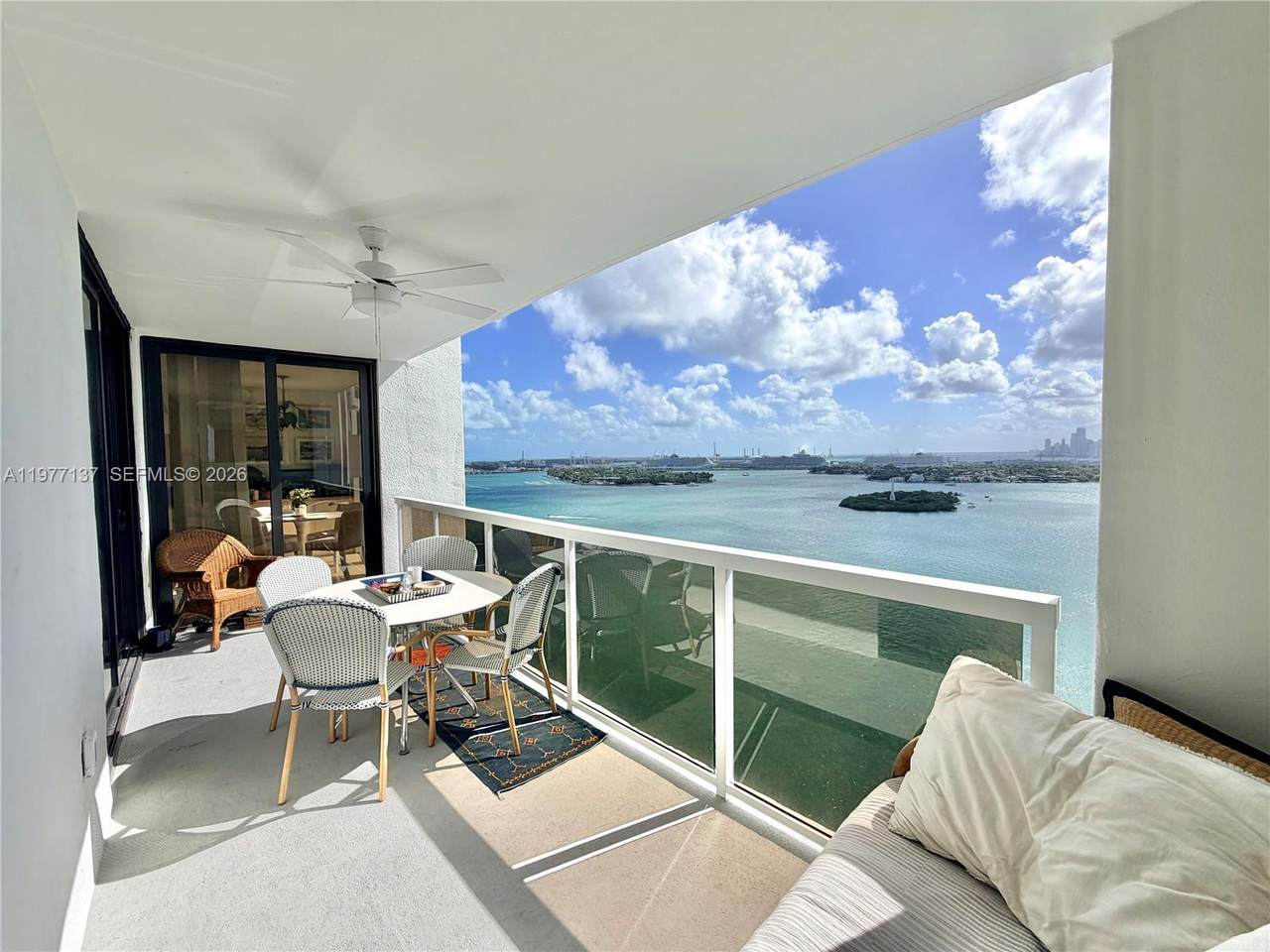 https://bt-photos.global.ssl.fastly.net/miami/1280_boomver_2_A11977137-2.jpg