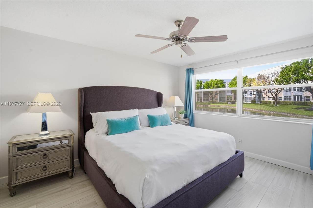 10368 24th Pl - Photo 1