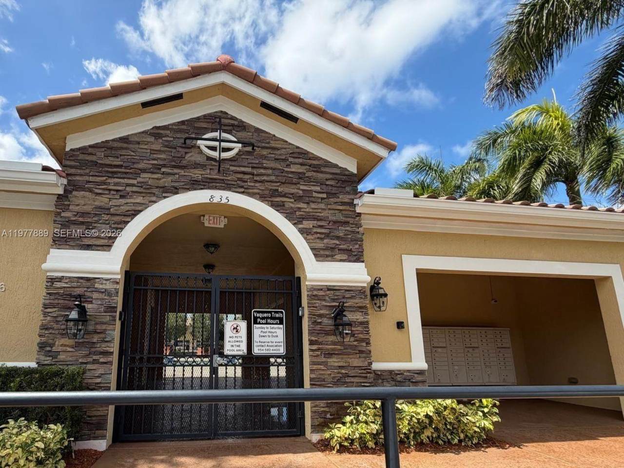 https://bt-photos.global.ssl.fastly.net/miami/1280_boomver_2_A11977889-2.jpg