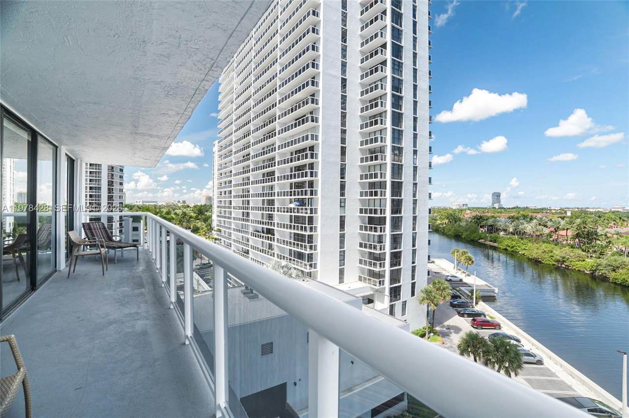 https://bt-photos.global.ssl.fastly.net/miami/1280_boomver_3_A11978428-2.jpg
