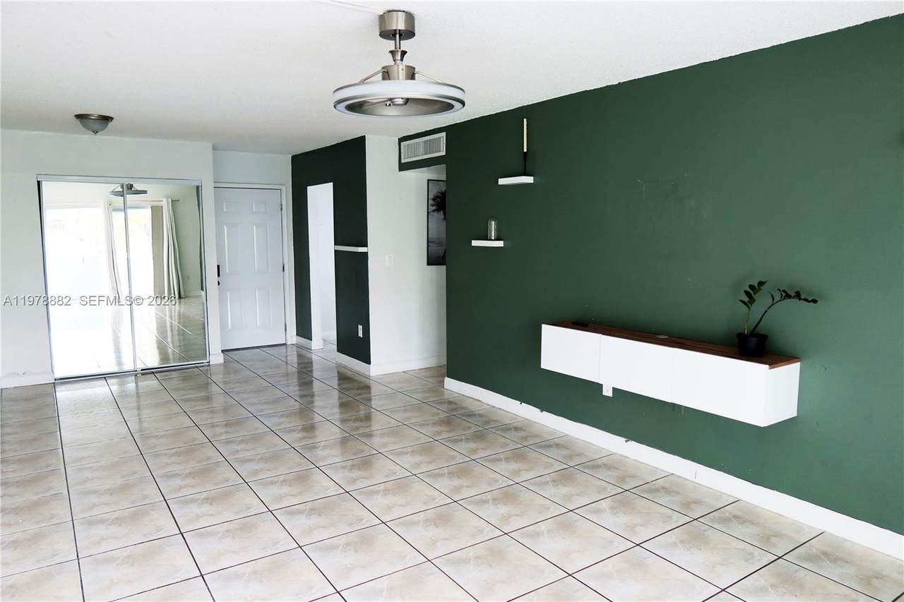 https://bt-photos.global.ssl.fastly.net/miami/1280_boomver_2_A11978882-2.jpg