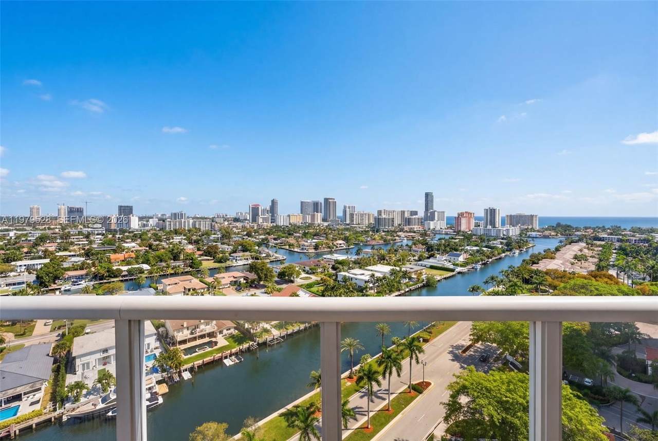 3600 Yacht Club Dr - Photo 1