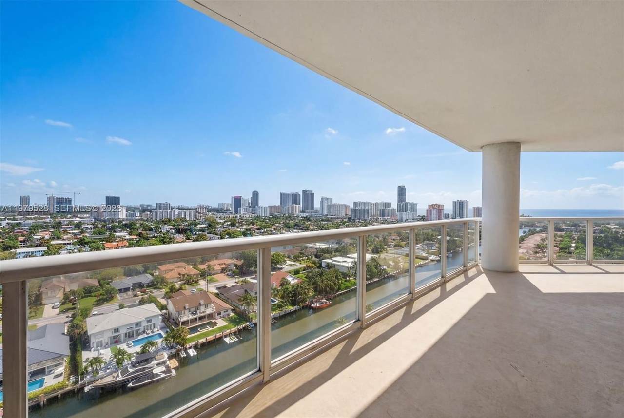https://bt-photos.global.ssl.fastly.net/miami/1280_boomver_2_A11979528-2.jpg