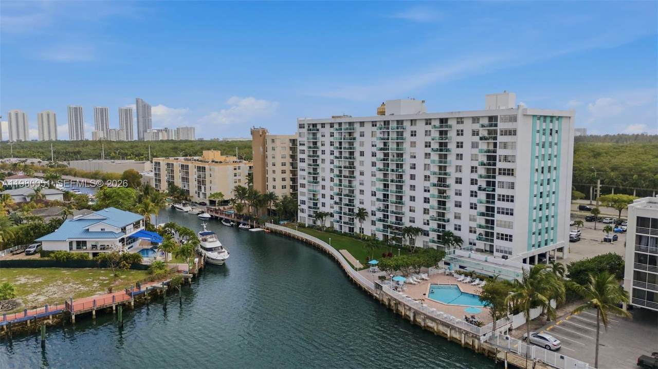 https://bt-photos.global.ssl.fastly.net/miami/1280_boomver_2_A11980051-2.jpg