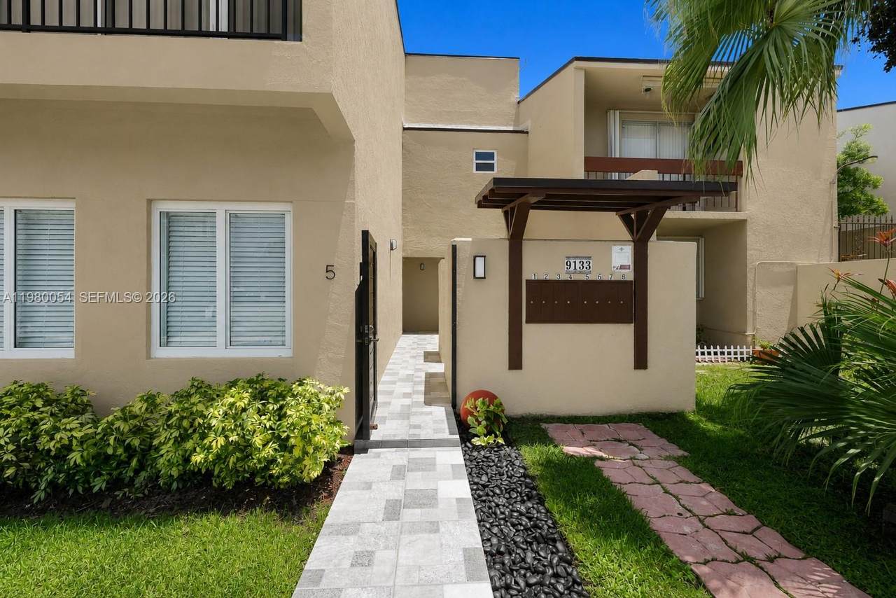 https://bt-photos.global.ssl.fastly.net/miami/1280_boomver_2_A11980054-2.jpg