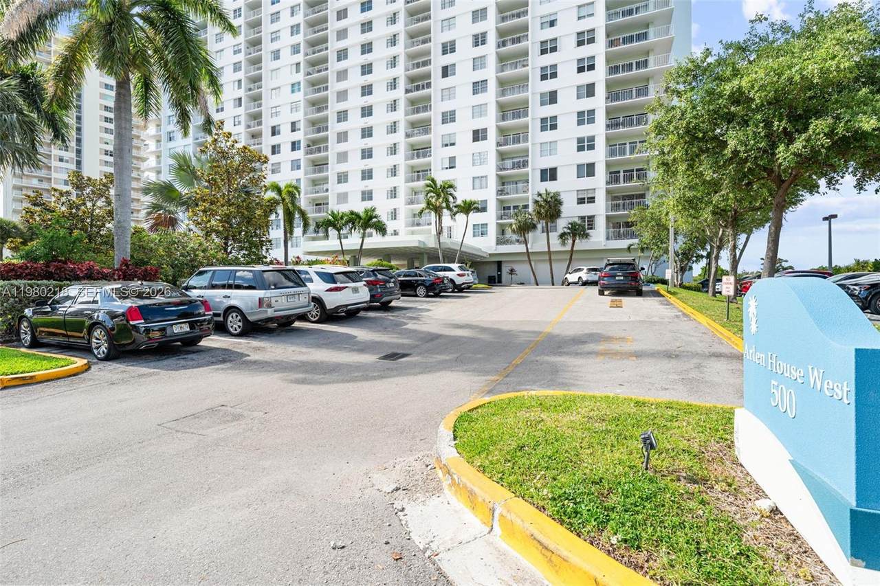 https://bt-photos.global.ssl.fastly.net/miami/1280_boomver_2_A11980218-2.jpg