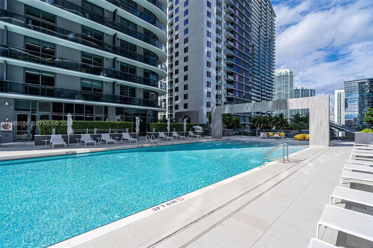 https://bt-photos.global.ssl.fastly.net/miami/1280_boomver_2_A11980550-2.jpg