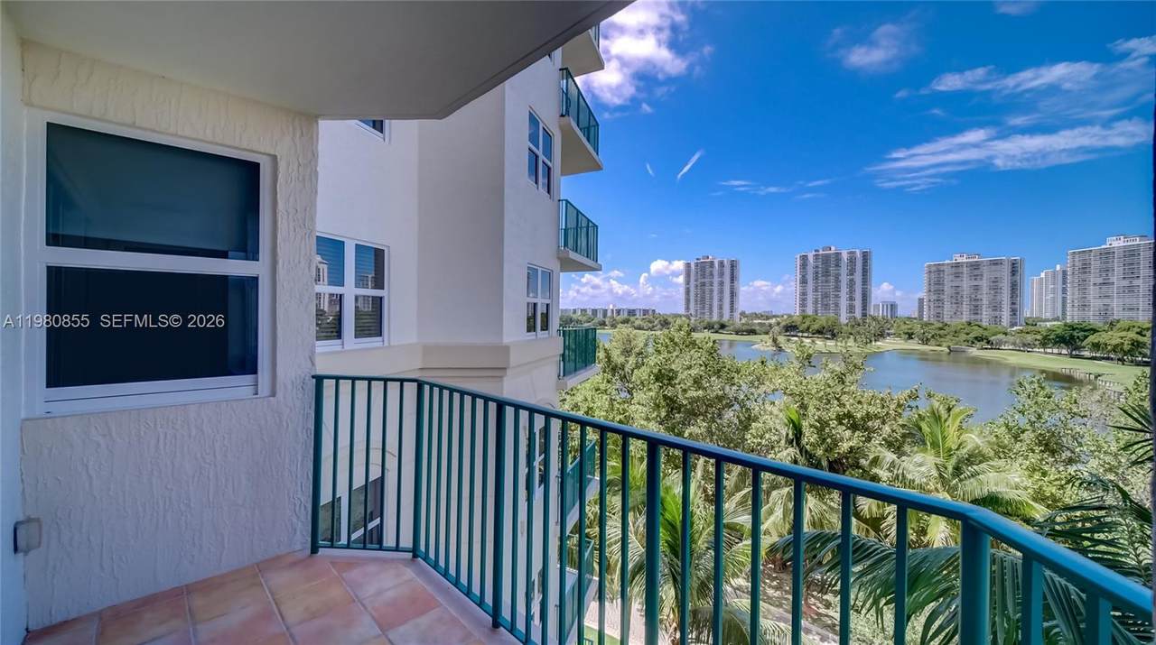 https://bt-photos.global.ssl.fastly.net/miami/1280_boomver_2_A11980855-2.jpg