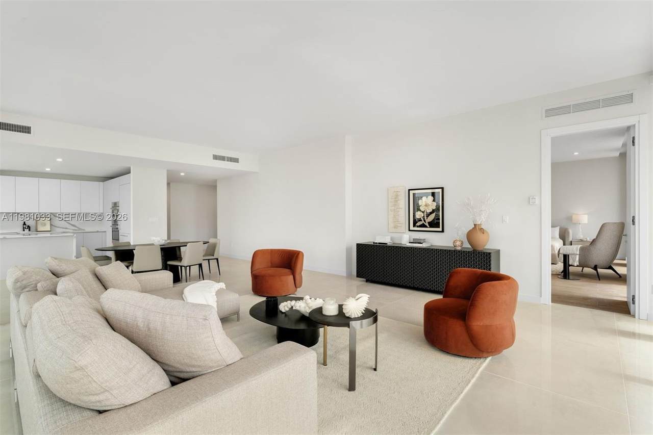 527 Orton Ave - Photo 1