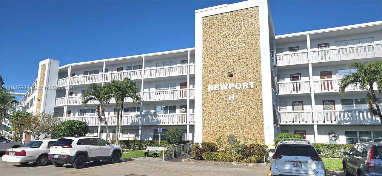 3037 Newport H - Photo 1