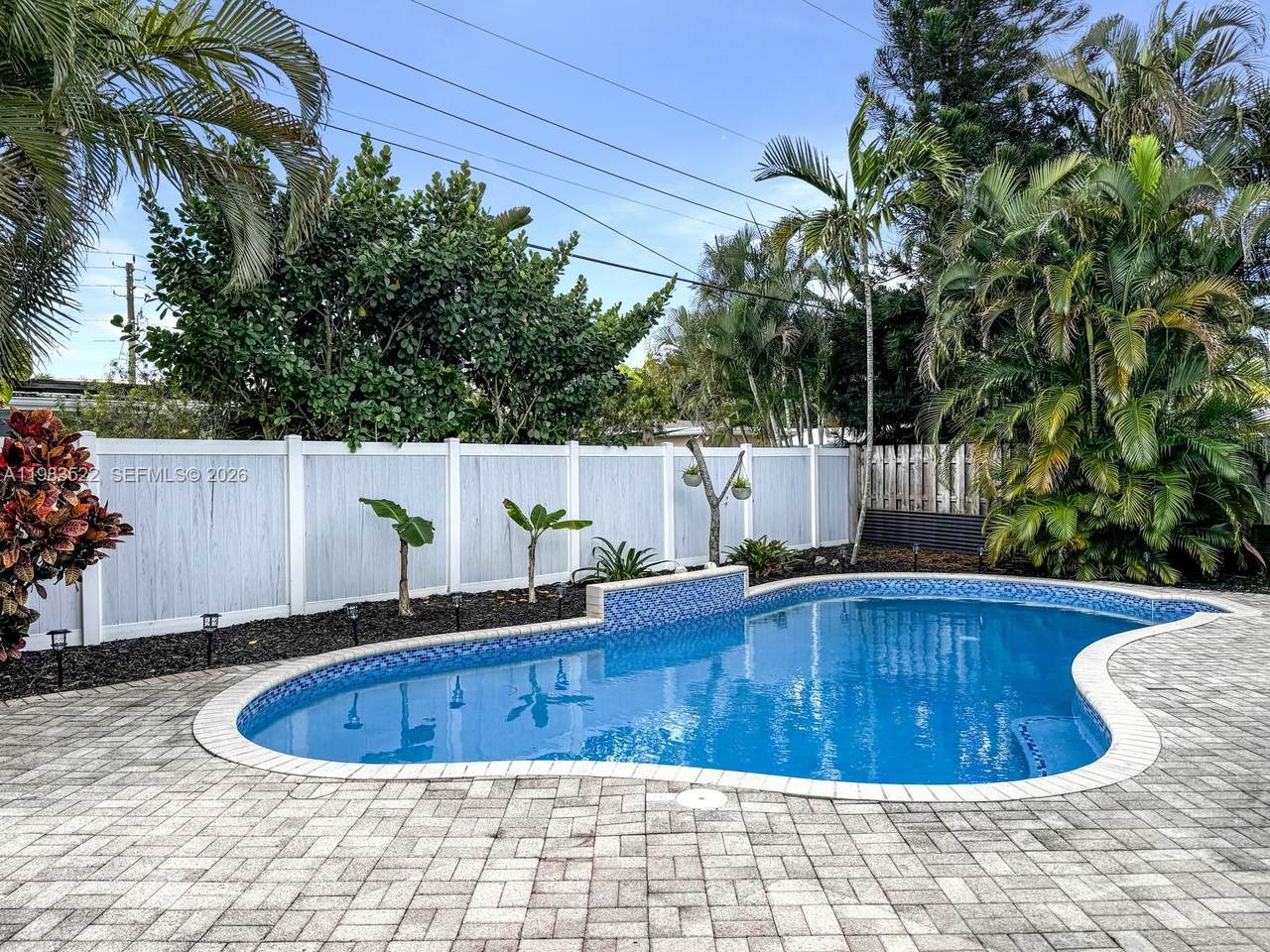 https://bt-photos.global.ssl.fastly.net/miami/1280_boomver_2_A11983522-2.jpg