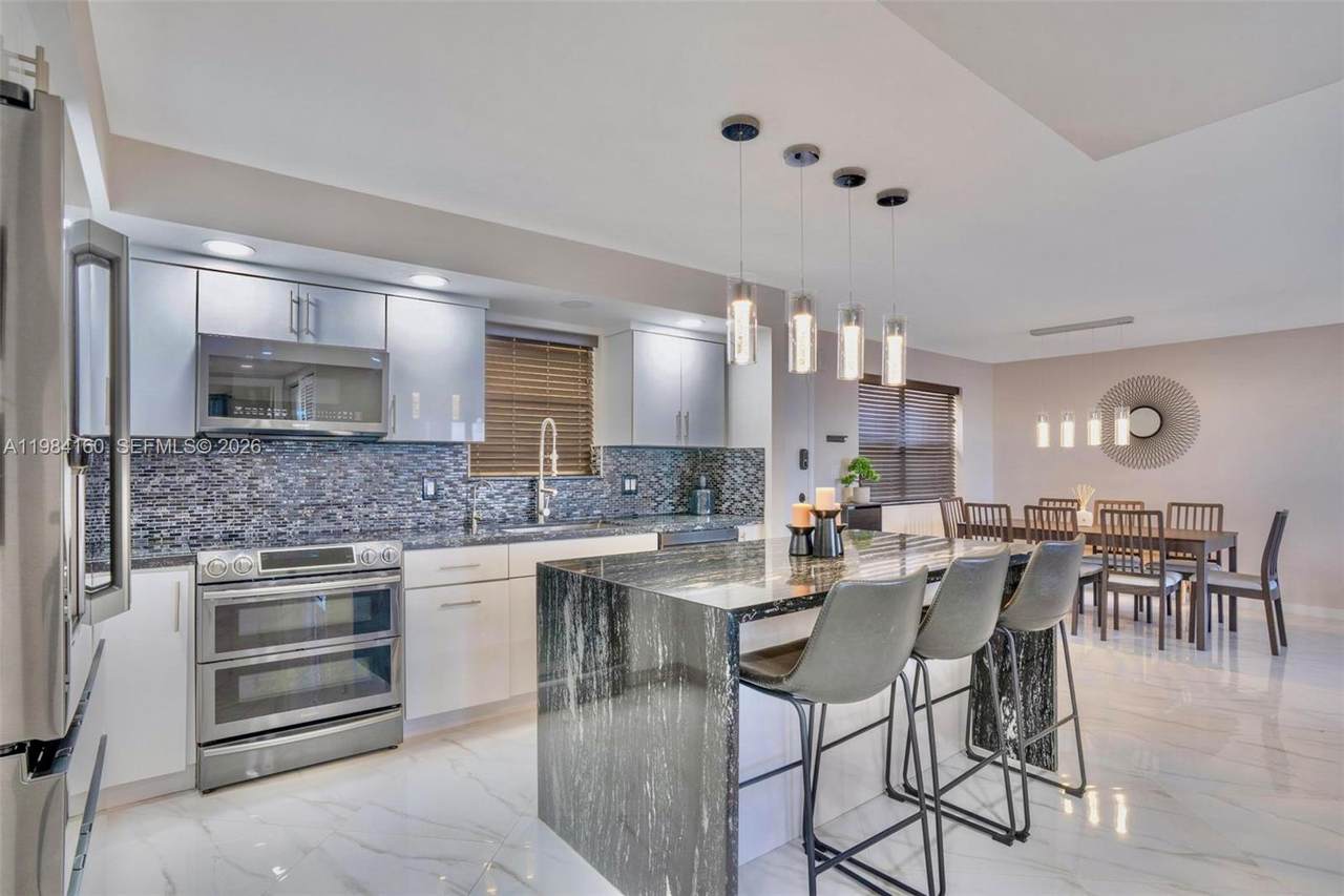 605 Ives Dairy Rd - Photo 1