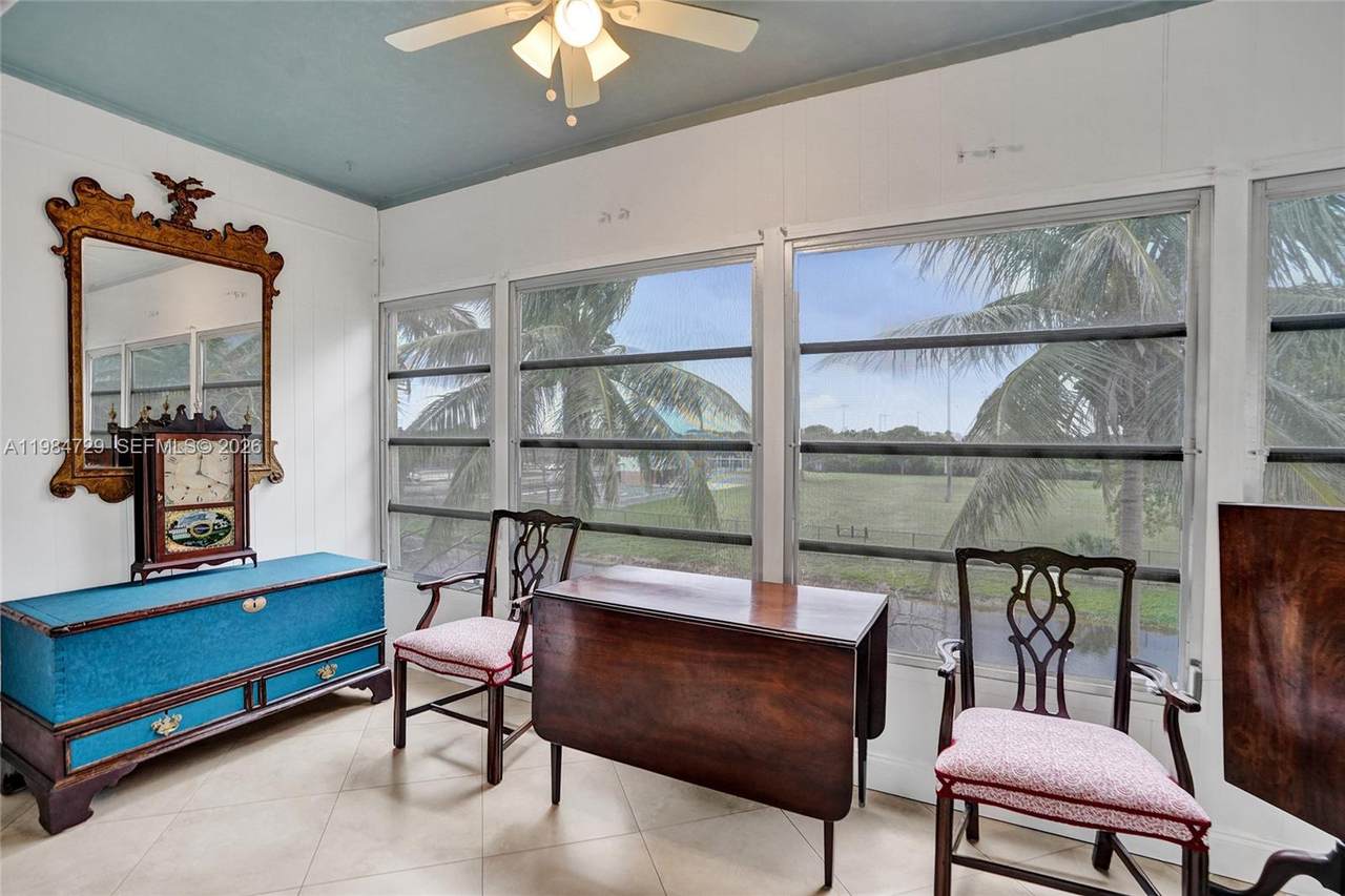 https://bt-photos.global.ssl.fastly.net/miami/1280_boomver_2_A11984729-2.jpg