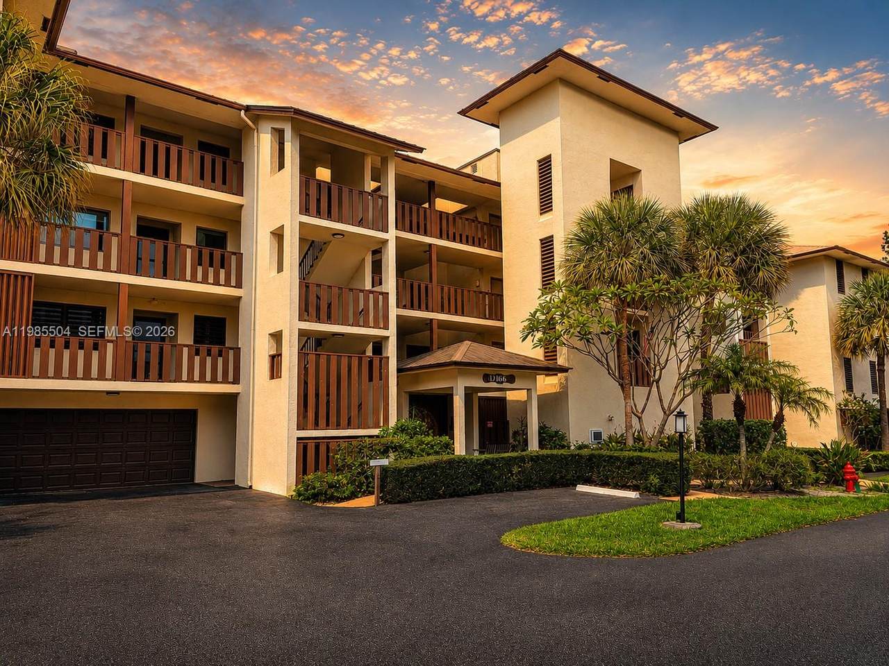 166 St Lucie Blvd # Un - Photo 1