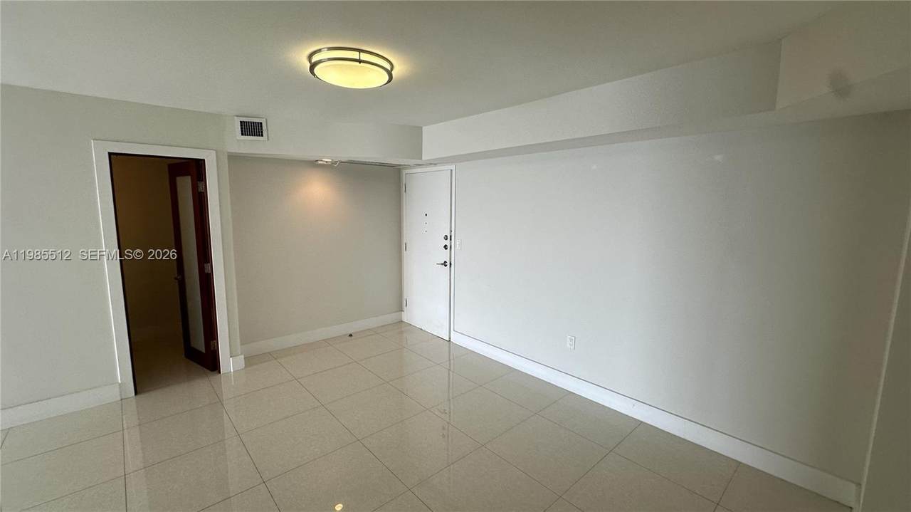 https://bt-photos.global.ssl.fastly.net/miami/1280_boomver_2_A11985512-2.jpg