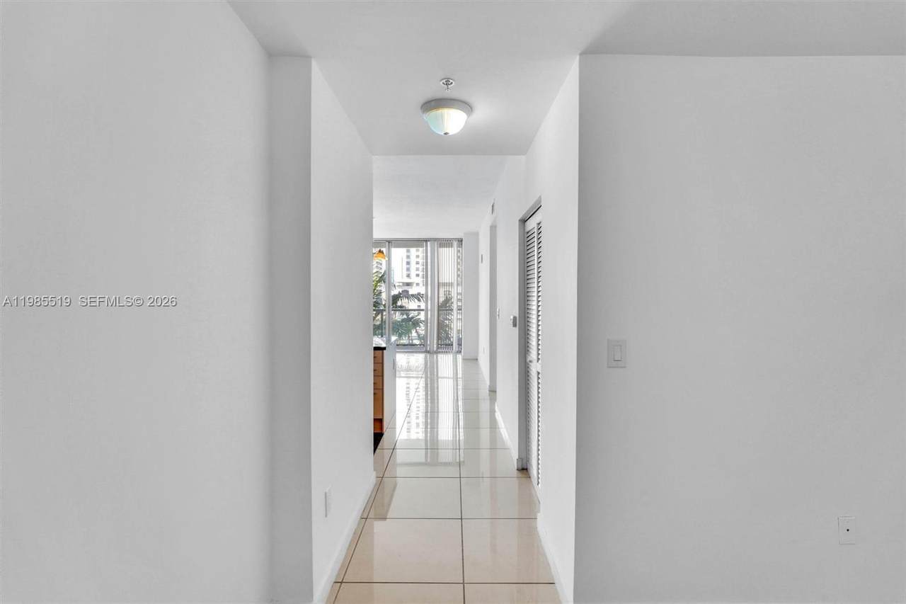 https://bt-photos.global.ssl.fastly.net/miami/1280_boomver_2_A11985519-2.jpg