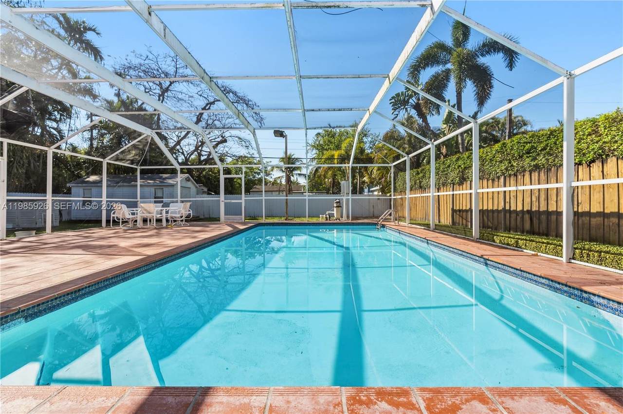 https://bt-photos.global.ssl.fastly.net/miami/1280_boomver_2_A11985926-2.jpg