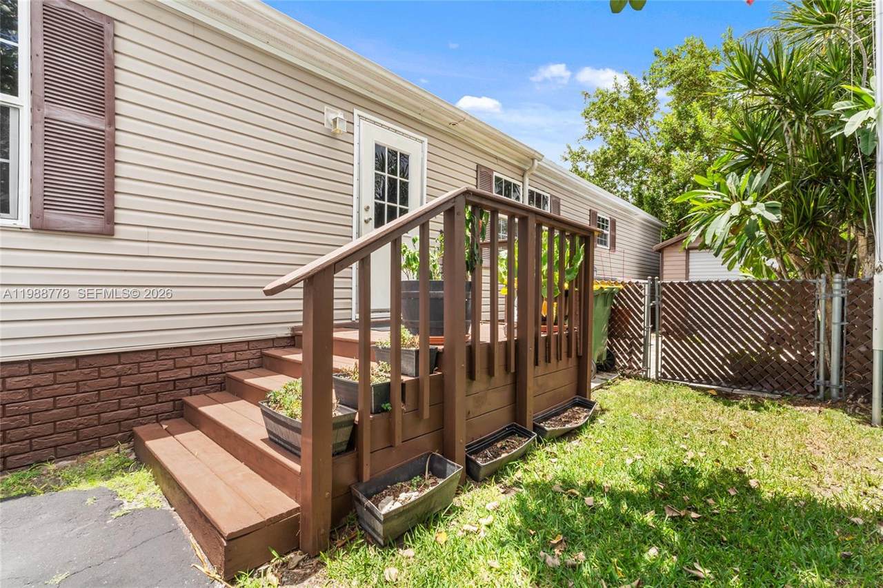 https://bt-photos.global.ssl.fastly.net/miami/1280_boomver_2_A11988778-2.jpg