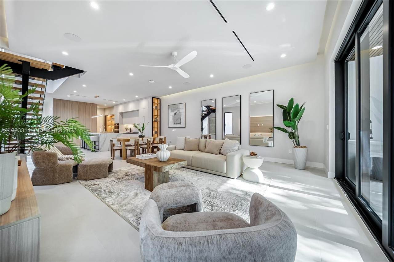 https://bt-photos.global.ssl.fastly.net/miami/1280_boomver_2_A11993314-2.jpg