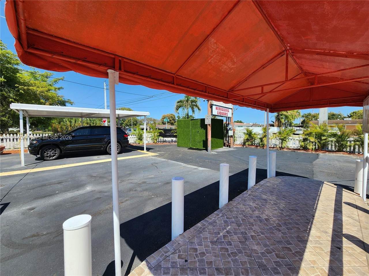 https://bt-photos.global.ssl.fastly.net/miami/orig_boomver_2_A11994047-2.jpg