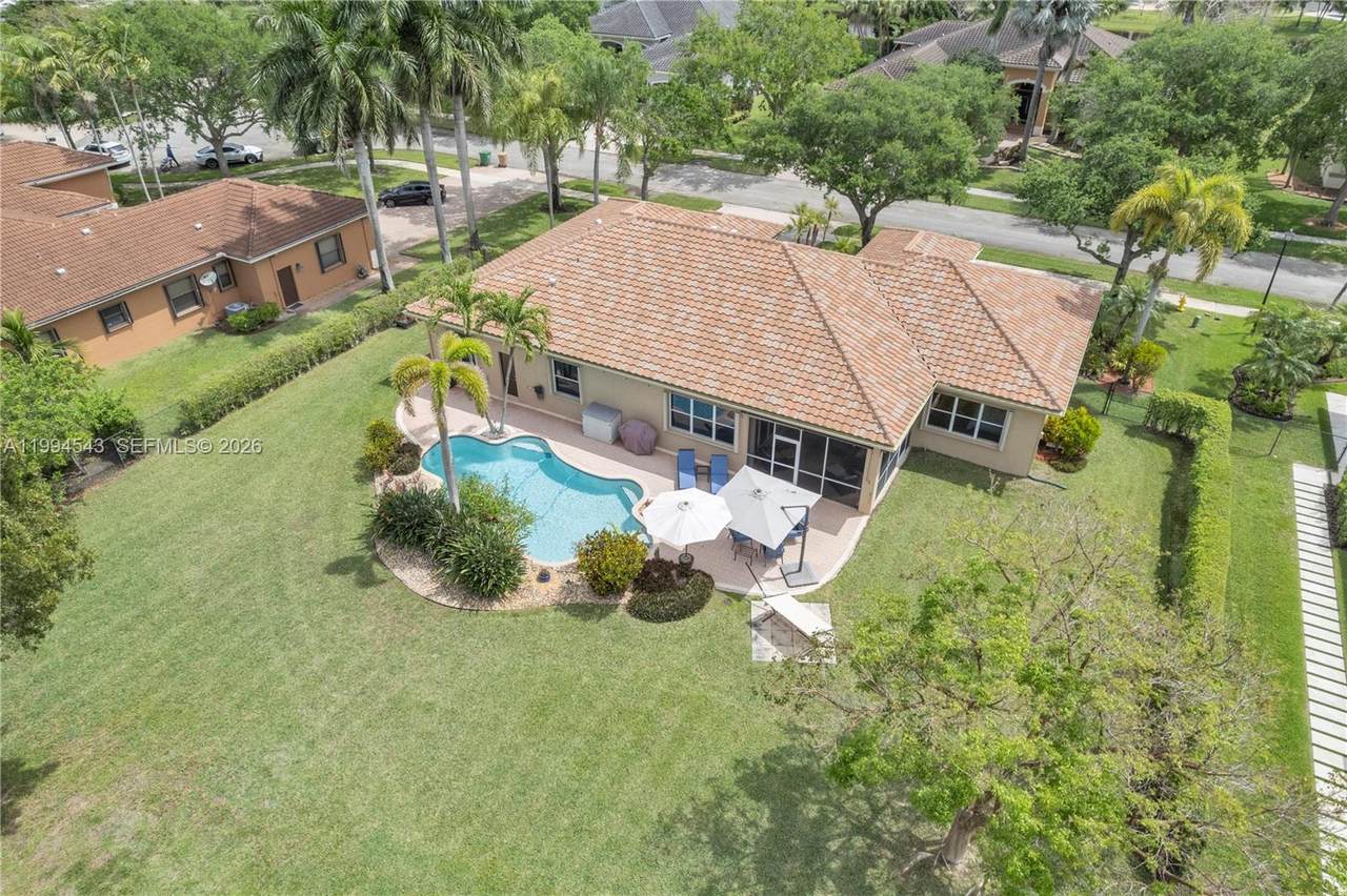 https://bt-photos.global.ssl.fastly.net/miami/1280_boomver_1_A11994543-2.jpg