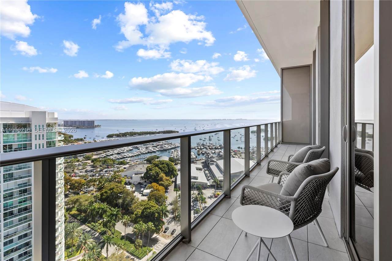 2655 Bayshore Dr - Photo 1