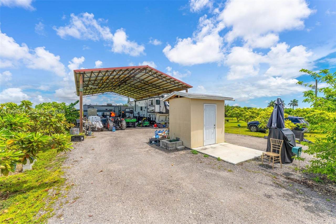 https://bt-photos.global.ssl.fastly.net/miami/1280_boomver_2_A11996331-2.jpg